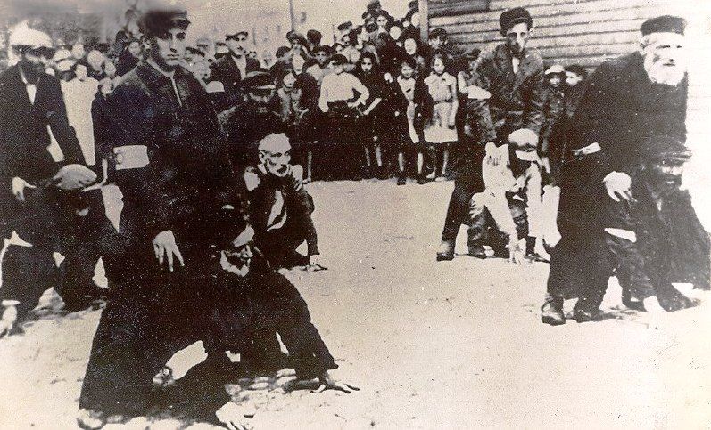 The abuse of Jews in the Minsk Mazowiecki ghetto.